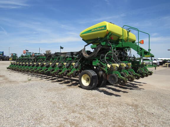 Image of John Deere DB90 equipment image 2
