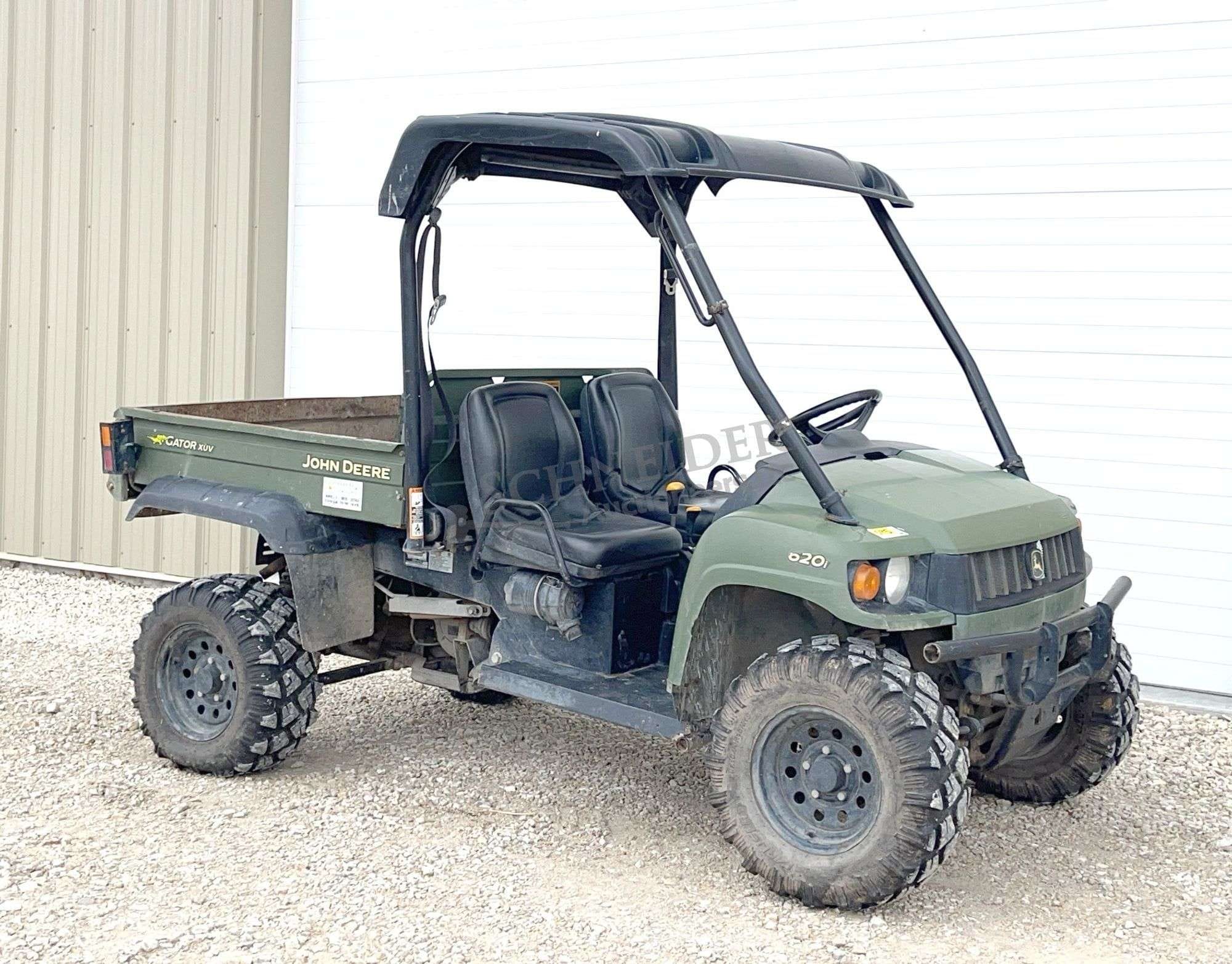 2009 John Deere Gator XUV 620i Equipment Image0
