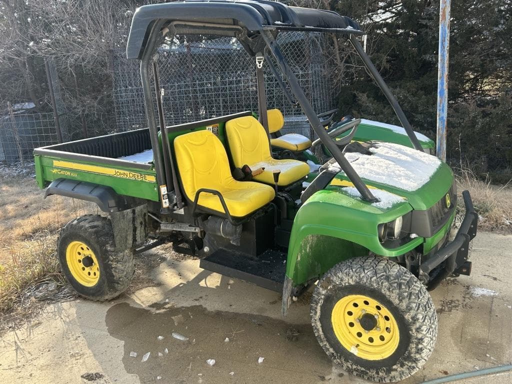Image of John Deere Gator XUV 620i Primary image