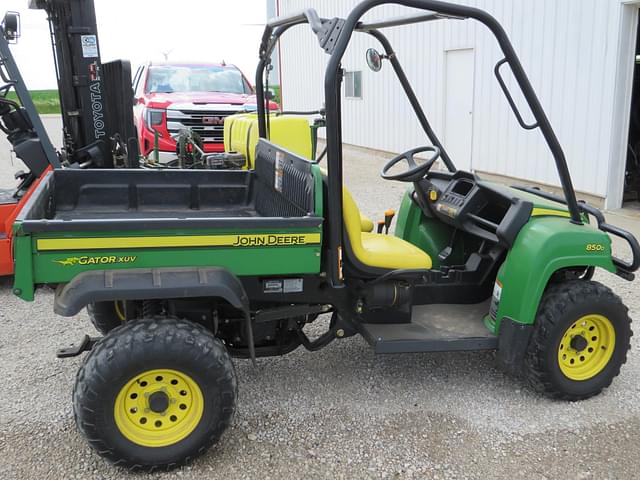 Image of John Deere XUV 850D equipment image 4