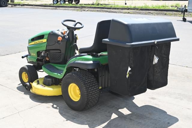 Image of John Deere LA135 equipment image 4