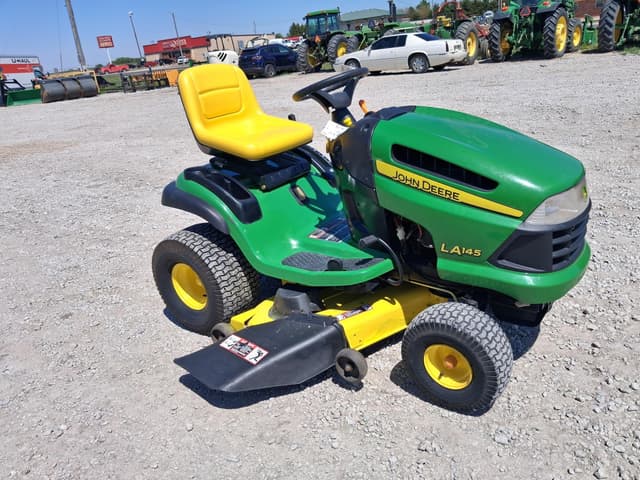 Image of John Deere LA145 equipment image 3
