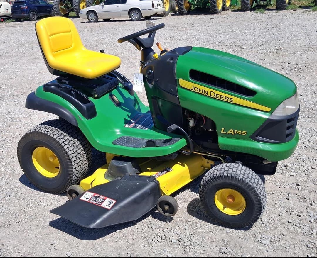 Image of John Deere LA145 Primary image