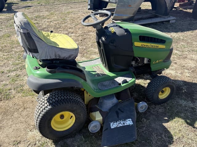 Image of John Deere LA145 equipment image 3