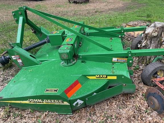 Image of John Deere MX8 equipment image 2