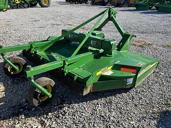 Image of John Deere MX8 equipment image 4