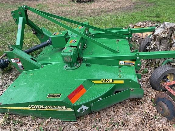 Image of John Deere MX8 equipment image 3