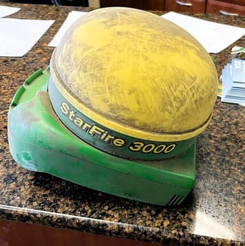 Main image John Deere StarFire 3000
