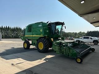 Image of John Deere T670 equipment image 3