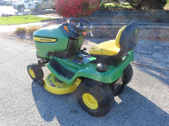 Image of John Deere X300 equipment image 2