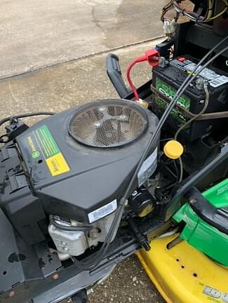 Image of John Deere X300 equipment image 3