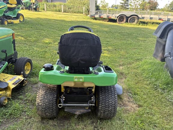 Image of John Deere X300 equipment image 2
