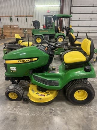 Image of John Deere X300 equipment image 1