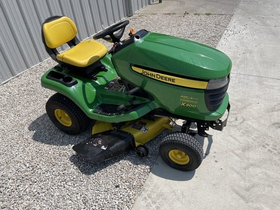 Main image John Deere X300