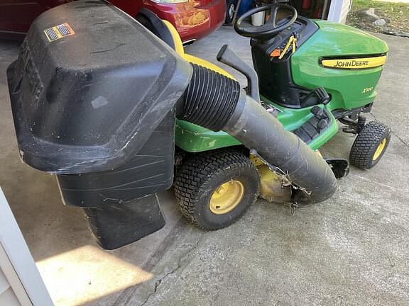 Image of John Deere X300 equipment image 1