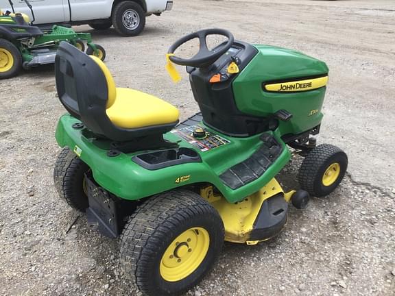 Image of John Deere X304 equipment image 3