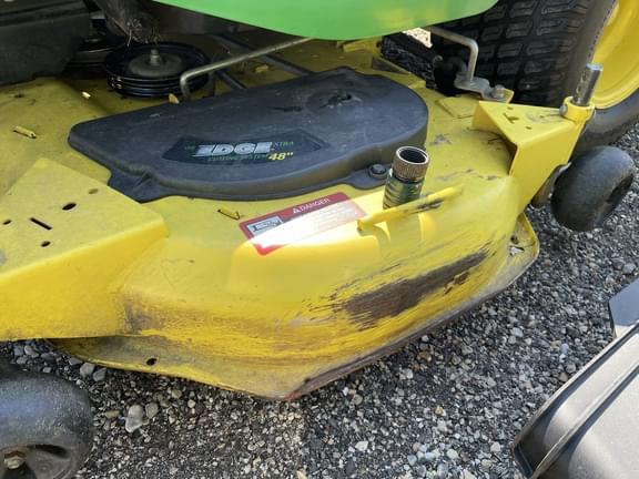 Image of John Deere X320 equipment image 4