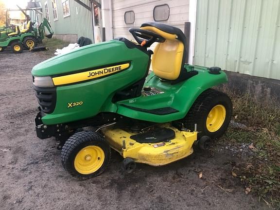 Image of John Deere X320 equipment image 1