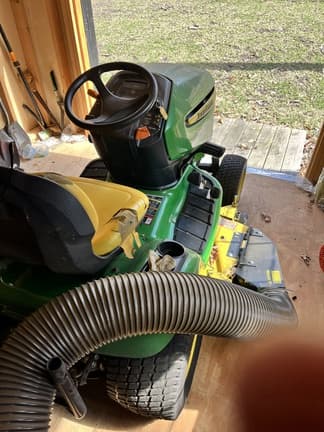 Image of John Deere X320 equipment image 3