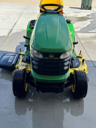 Image of John Deere X320 equipment image 1