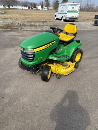 2009 John Deere X320 Equipment Image0