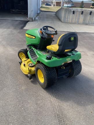 Image of John Deere X320 equipment image 2