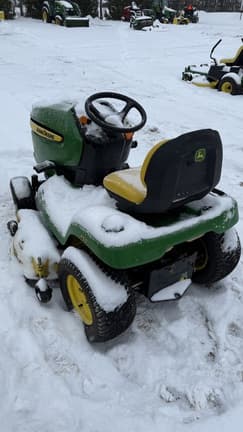 Image of John Deere X324 equipment image 3