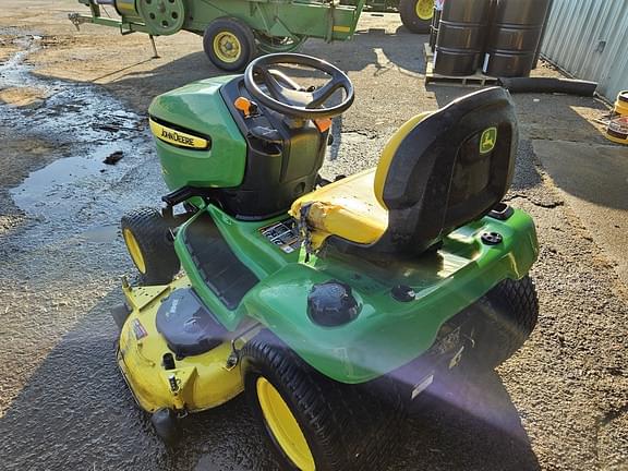 Image of John Deere X340 equipment image 2