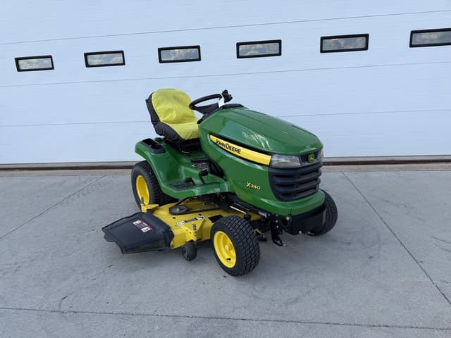 Image of John Deere X340 equipment image 2