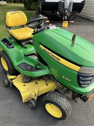 Image of John Deere X360 equipment image 2