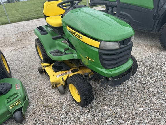 2009 John Deere X360 Equipment Image0