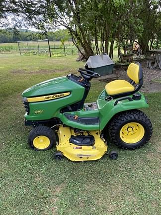 Image of John Deere X500 equipment image 3