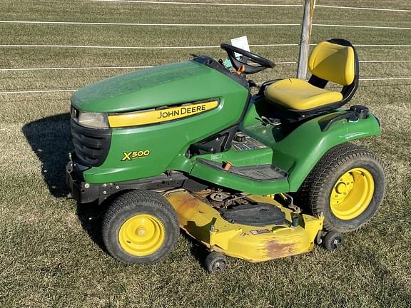 Image of John Deere X500 equipment image 1