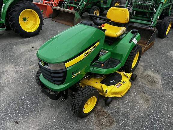 Image of John Deere X500 equipment image 1