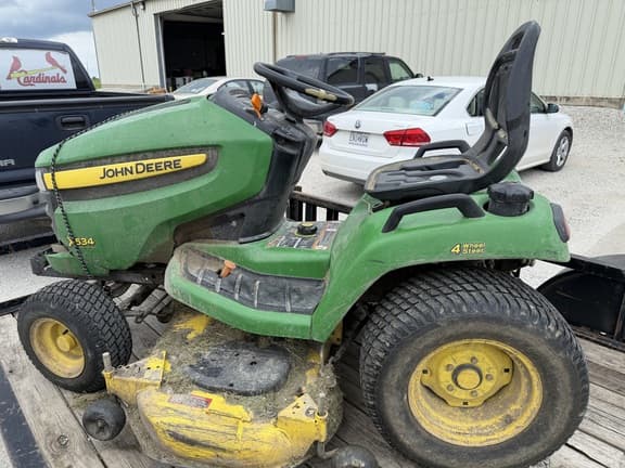 Image of John Deere X534 equipment image 1
