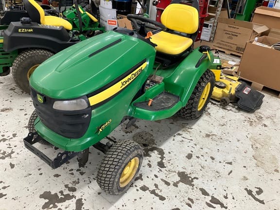 Main image John Deere X540