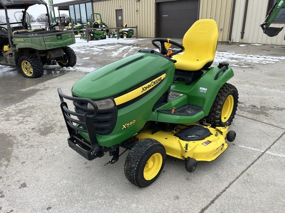 Main image John Deere X540
