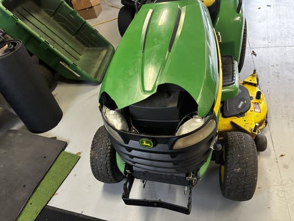 Image of John Deere X540 equipment image 1