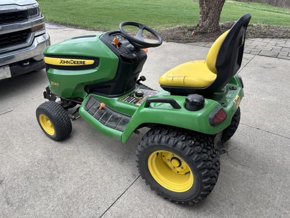 Image of John Deere X540 equipment image 2