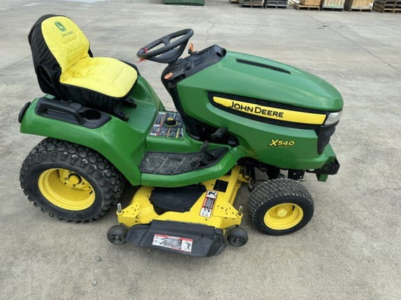 Main image John Deere X540