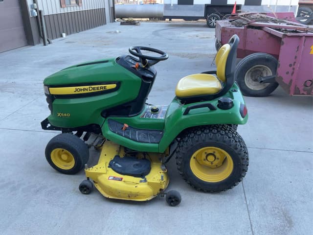Image of John Deere X540 equipment image 1