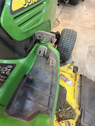 Image of John Deere X720 equipment image 4