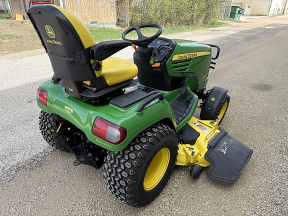 Image of John Deere X720 equipment image 4