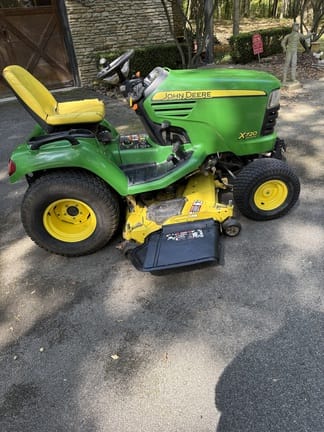 2009 John Deere X720 Equipment Image0
