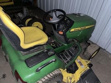 Main image John Deere X720
