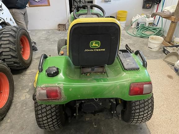 Image of John Deere X724 equipment image 4