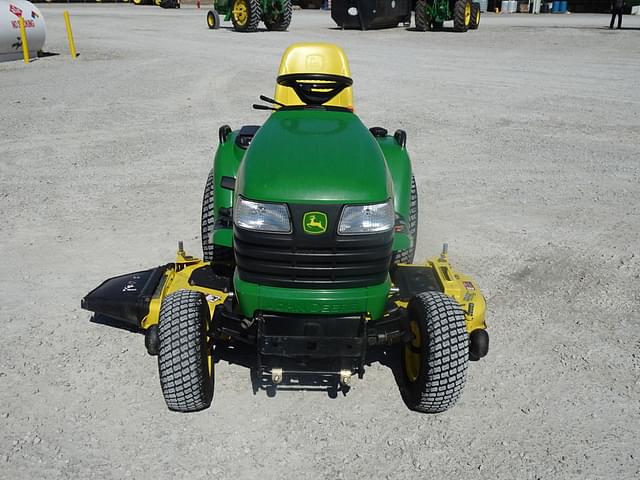 Image of John Deere X724 equipment image 2