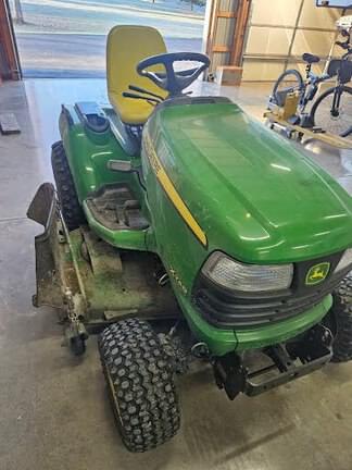 Main image John Deere X748