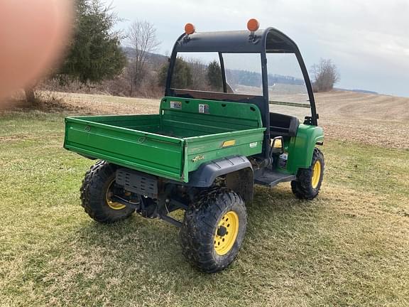 Image of John Deere Gator XUV 620i equipment image 4