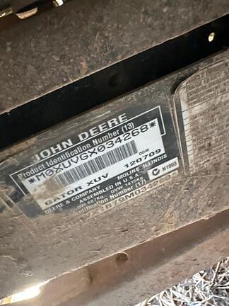 Image of John Deere Gator XUV 620i equipment image 1